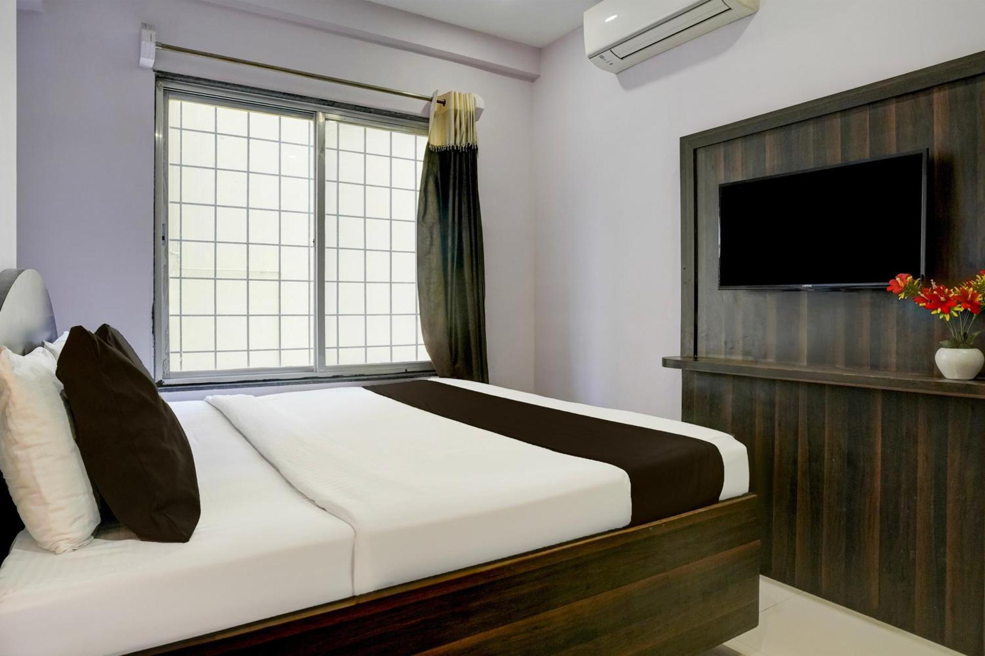 Super Hotel O Chhatrapati Nagar Ширді Екстер'єр фото